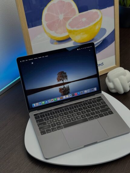 MacBook Pro 13 2019 i5 8/256 GB Space Gray 